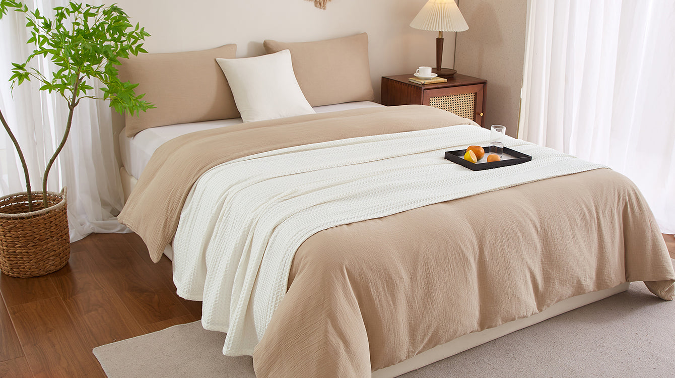 PHF Lightweight Waffle Weave Blanket for bedroom