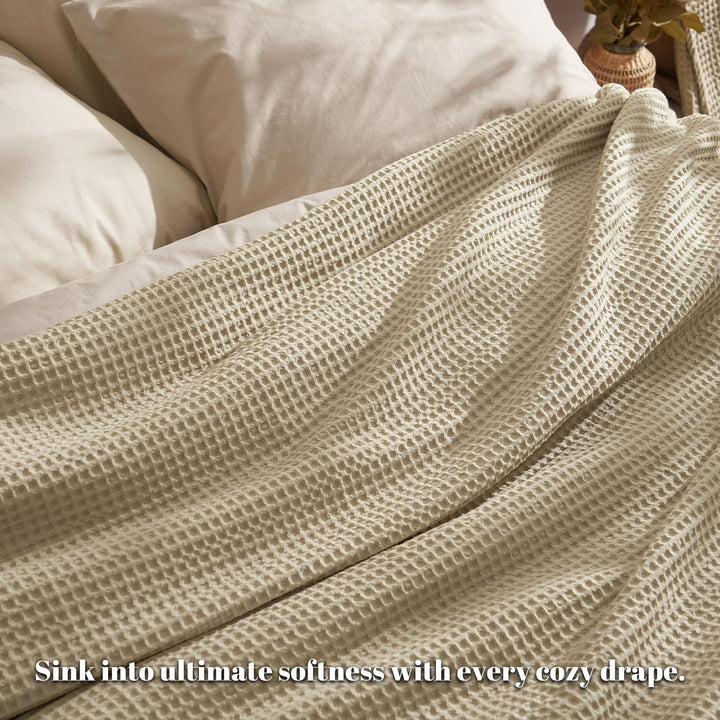 color_Khaki