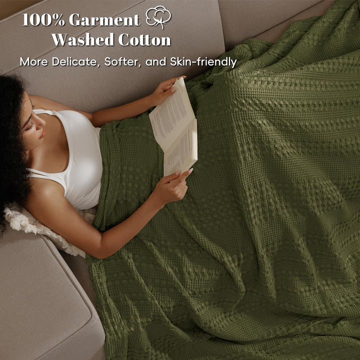 color_Capulet_Olive