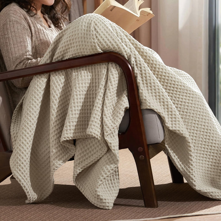 color_Light_Khaki_Linen