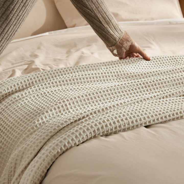 color_Light_Khaki_Linen
