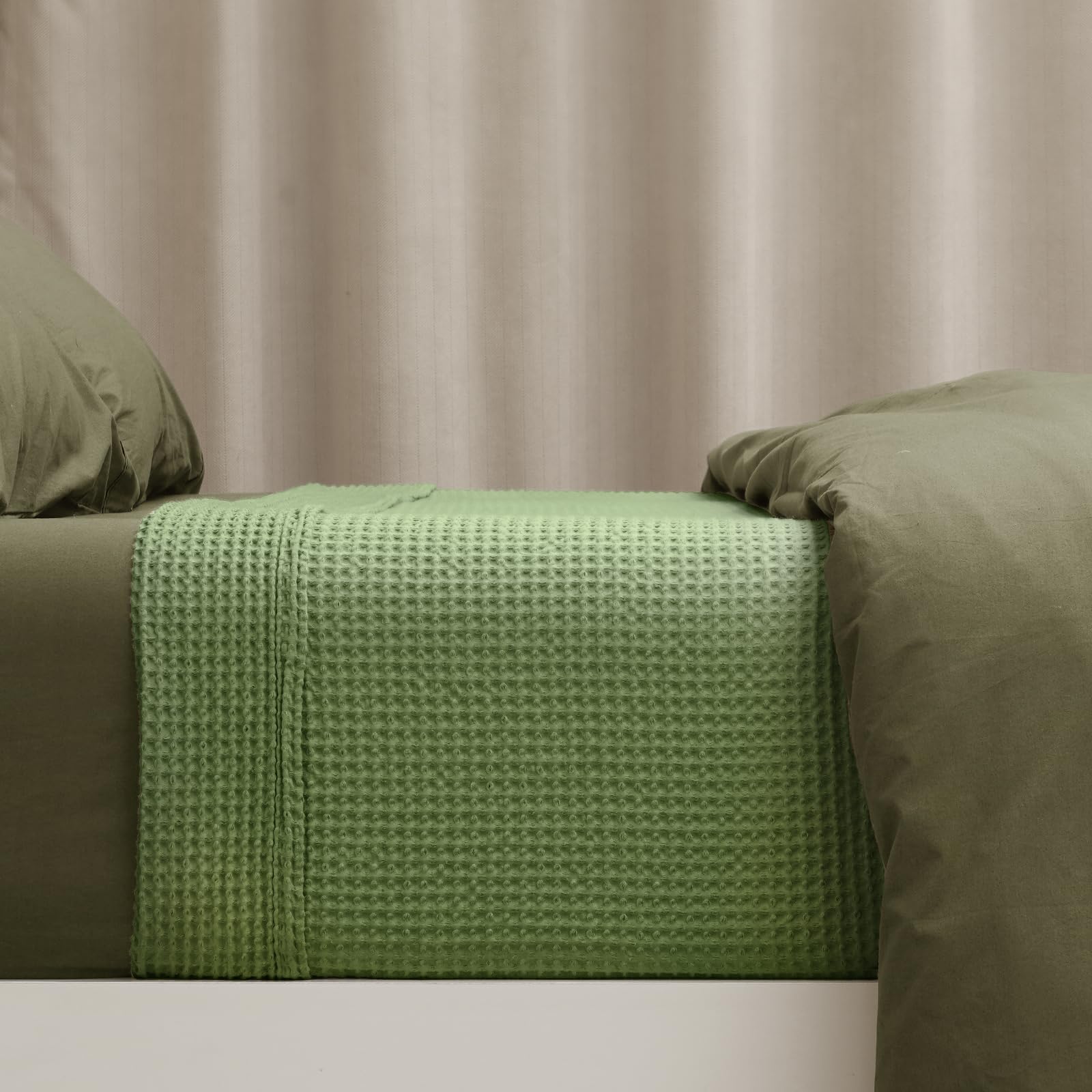 color_Loden_Green